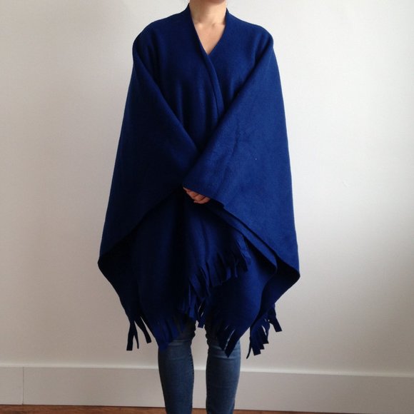 *NWOT* Royal Blue Cozy Polar Fleece Poncho Blanket - Picture 4 of 9